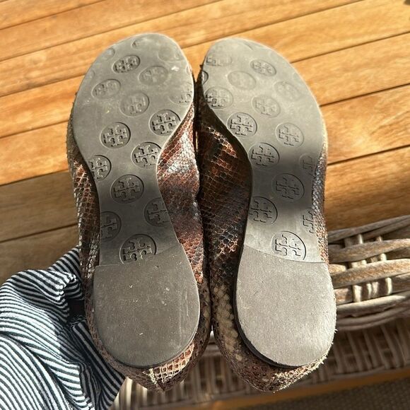 Tory Burch Snakeskin Flat Shoes 8 - Picture 6 of 6